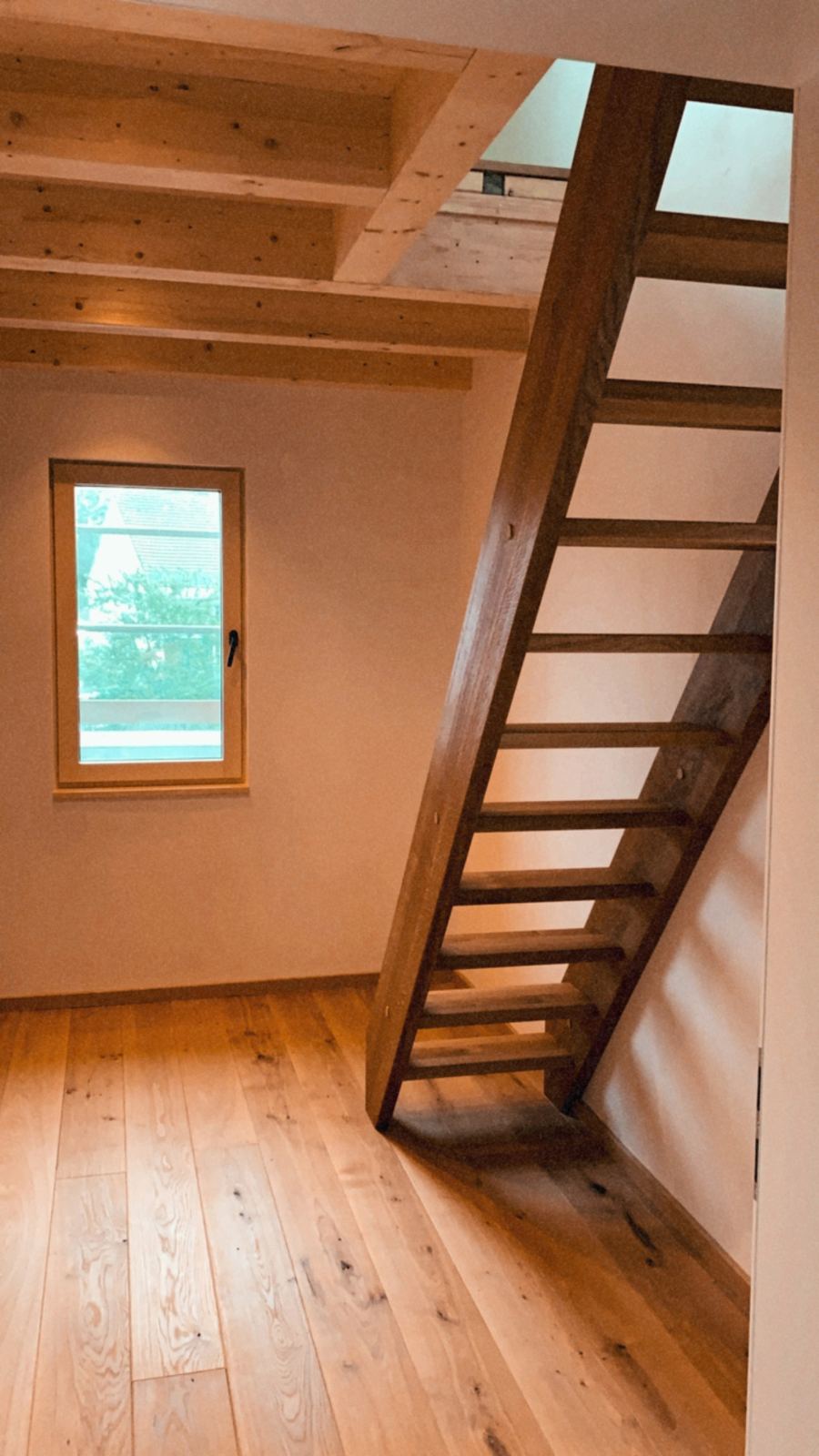 Treppe von der Ankleide ins DG